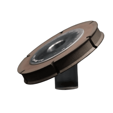 Disc diamantat periferic, diametru ext. 150 mm, interior 22 mm , gauri de racire, segm., gran. 230, profil trapez, geam 4 -25 mm,