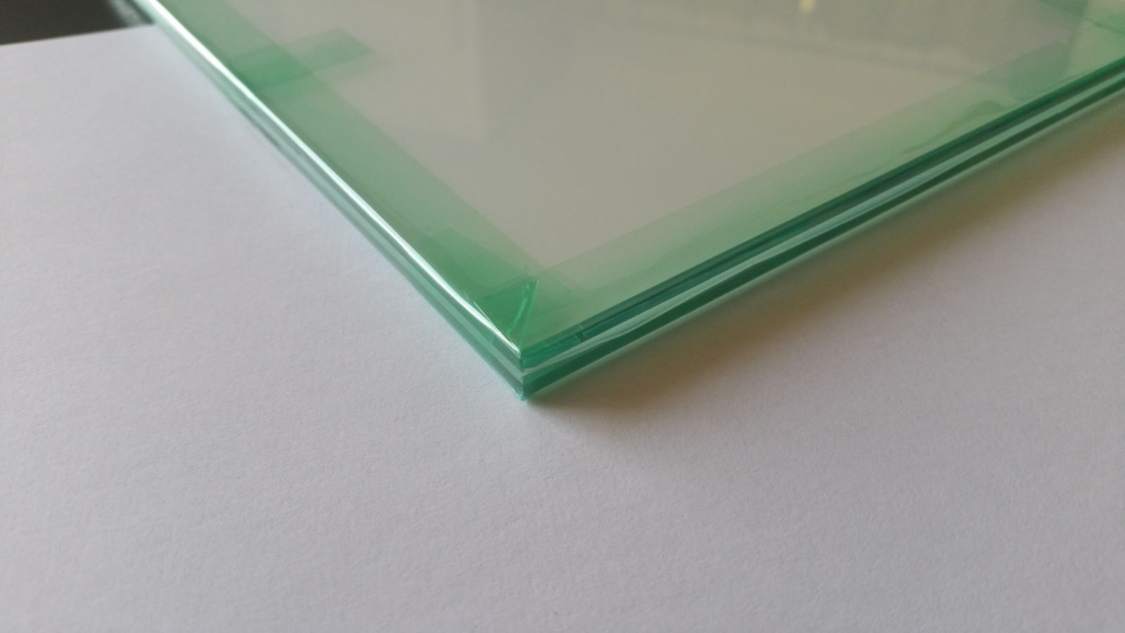 Bandă adezivă termorezistentă, disponibilă în dimensiuni de 30 mm, 40 mm și 50 mm lățime, cu lungime standard de 66 m 2 Bandă adezivă termorezistentă, disponibilă în dimensiuni de 30 mm, 40 mm și 50 mm lățime, cu lungime standard de 66 m - imagine 2
